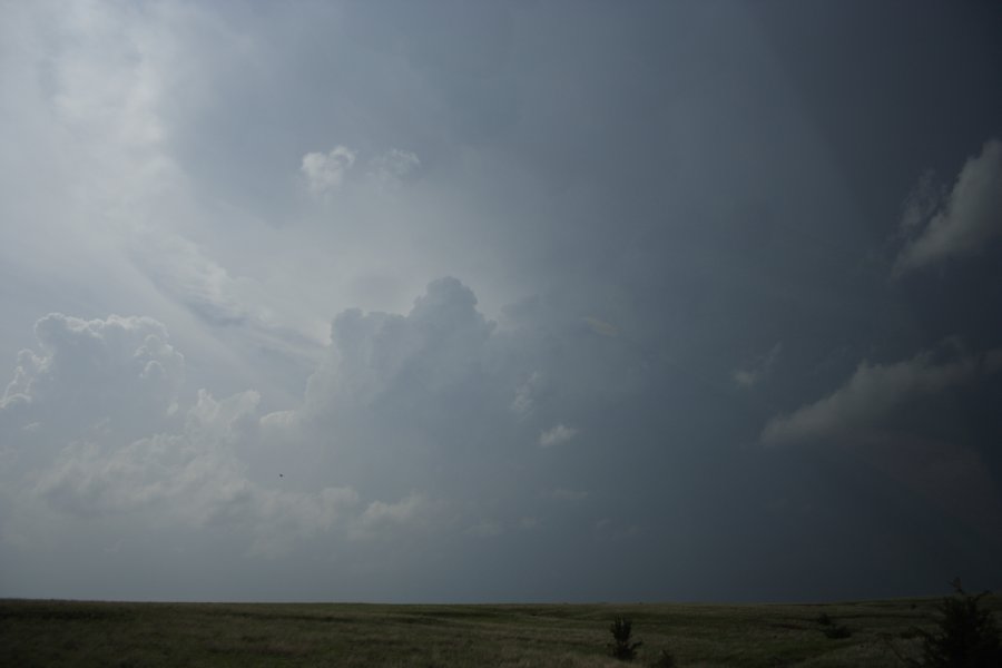 anvil thunderstorm_anvils : NW of Medicine Lodge, Kansas, USA   5 May 2007