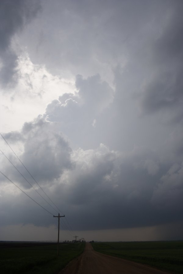 cumulonimbus supercell_thunderstorm : SE of Greensburg, Kansas, USA   5 May 2007