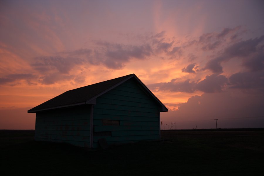 thunderstorm cumulonimbus_calvus : Altus, Oklahoma, USA   6 May 2007