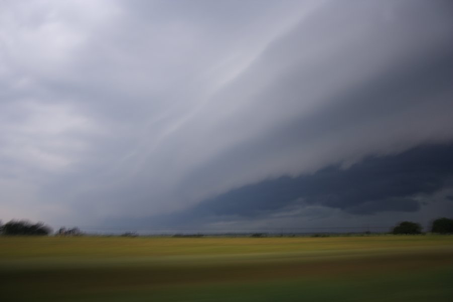 shelfcloud shelf_cloud : near Vashti, Texas, USA   8 May 2007