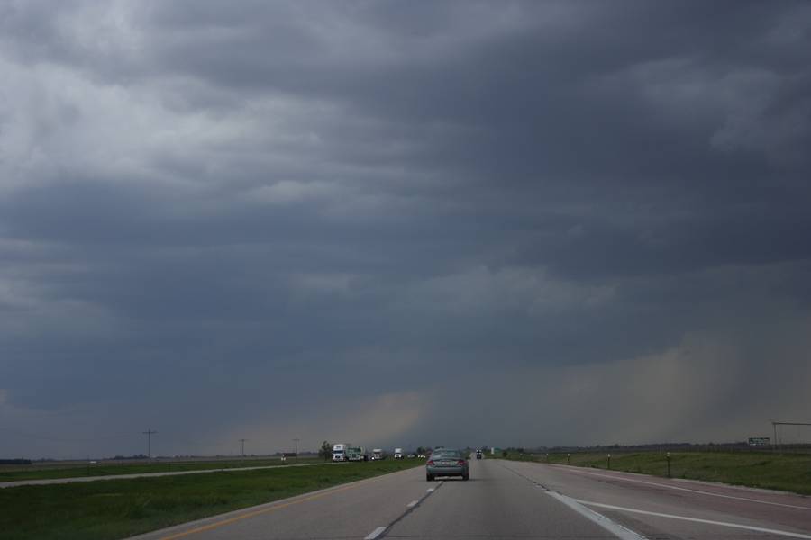 cumulonimbus thunderstorm_base : E of Grand Island, Nebraska, USA   14 May 2007