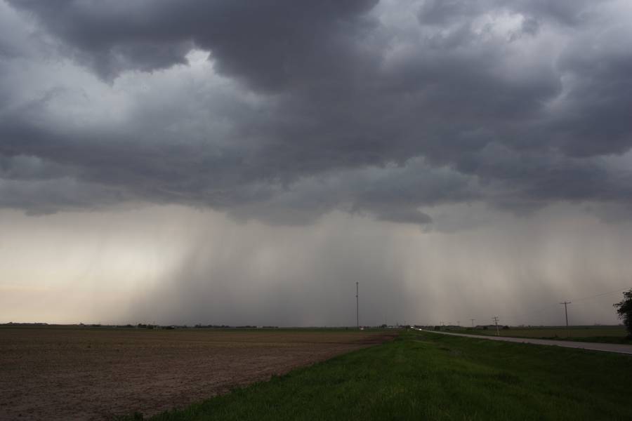 cumulonimbus thunderstorm_base : SE of Grand Island, Nebraska, USA   14 May 2007