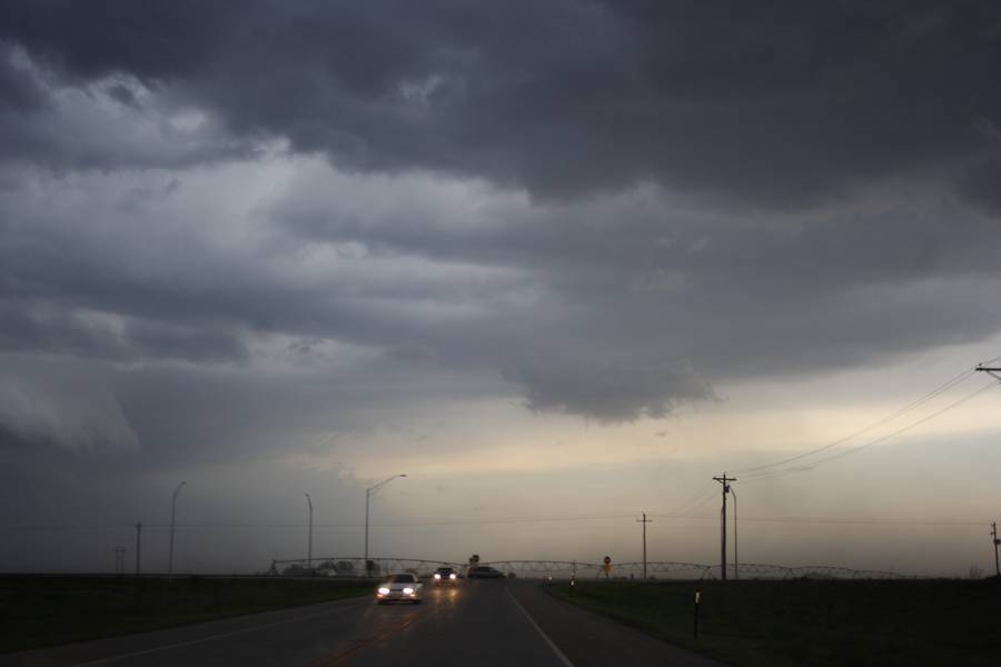 microburst micro_burst : near Geneva, Nebraska, USA   14 May 2007