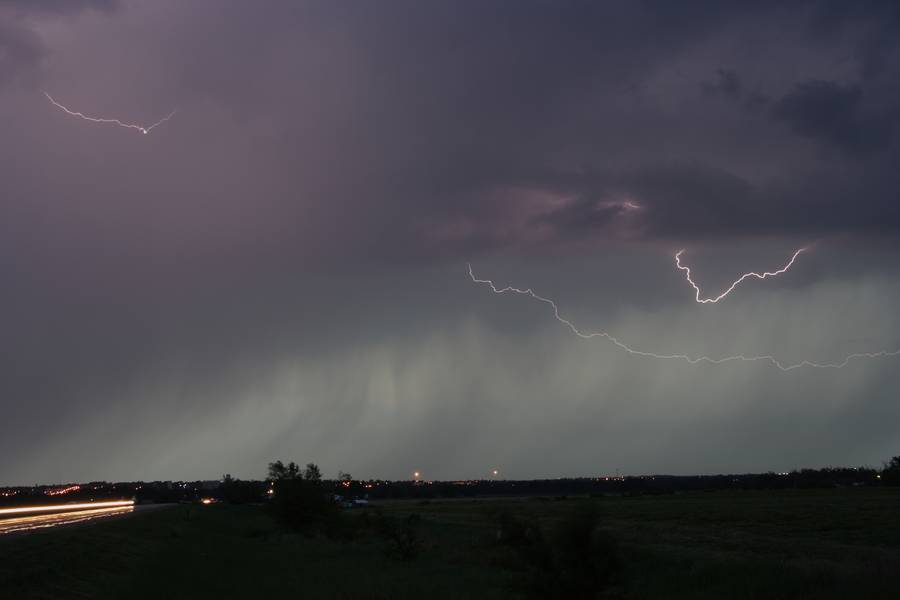 raincascade precipitation_cascade : near McCook, Nebraska, USA   16 May 2007