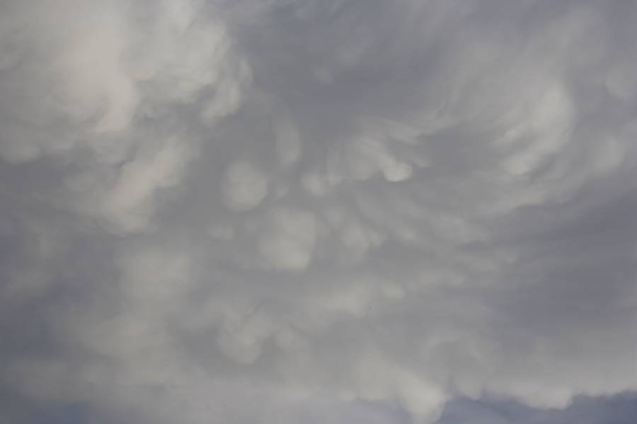 anvil thunderstorm_anvils : Douglas, Wyoming, USA   17 May 2007