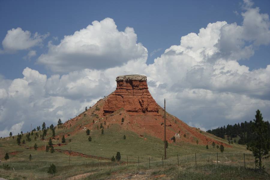 cumulus congestus : N of Newcastle, Wyoming, USA   18 May 2007