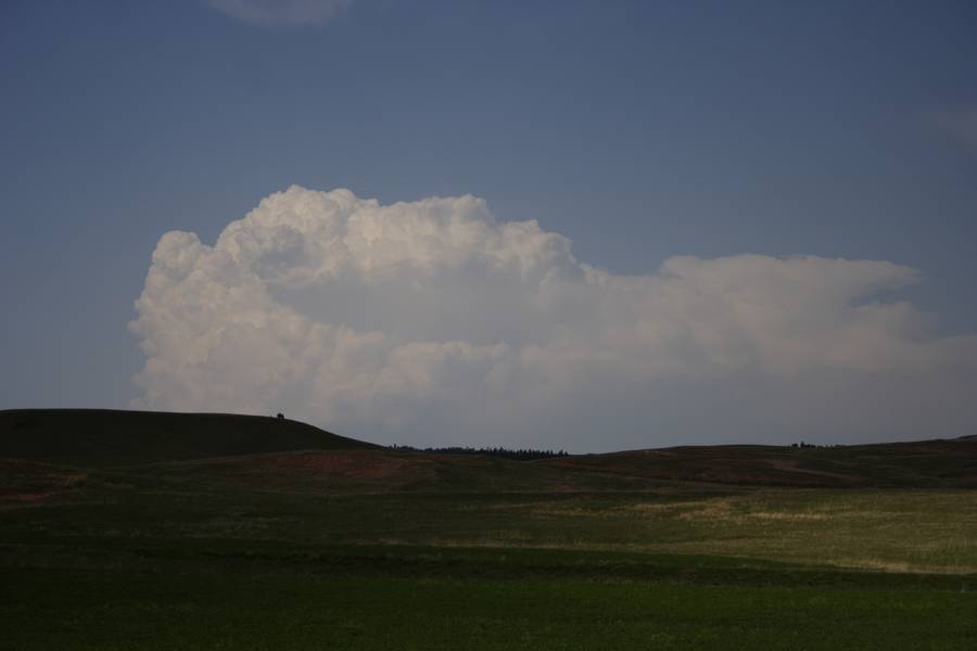 thunderstorm cumulonimbus_incus : Sundance, Wyoming, USA   18 May 2007