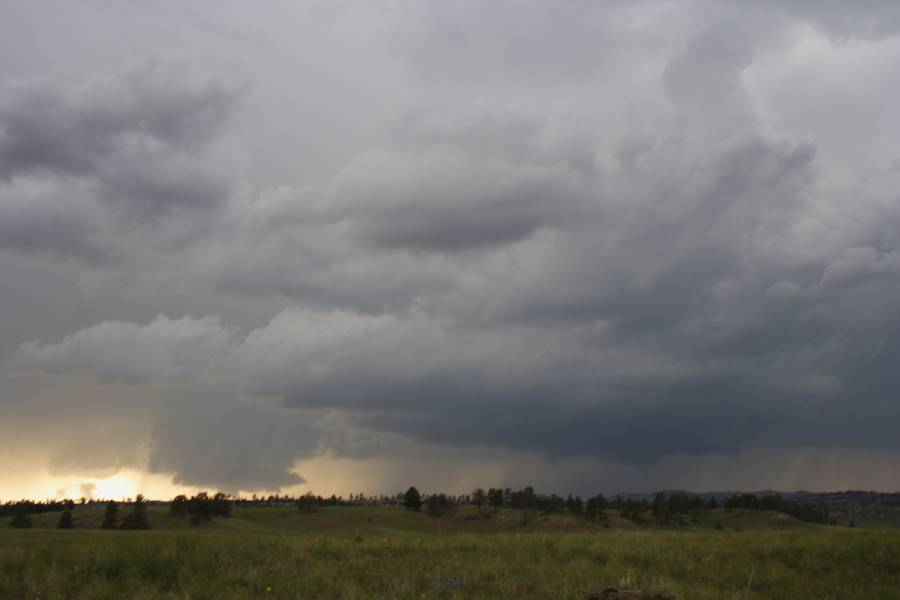 cumulonimbus thunderstorm_base : S of Roundup, Montana, USA   19 May 2007