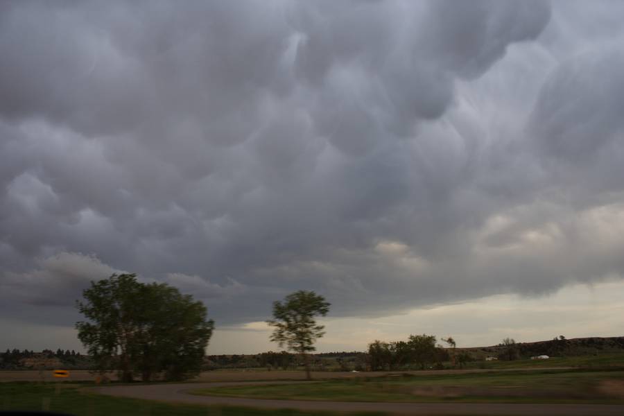 mammatus mammatus_cloud : ENE of Billings, Montana, USA   19 May 2007