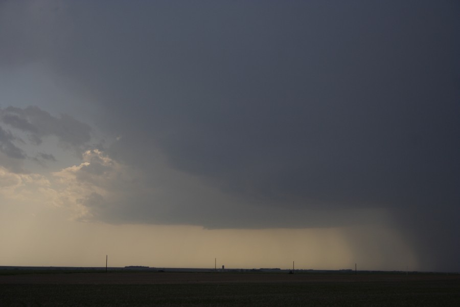 raincascade precipitation_cascade : W of WaKeeney, Kansas, USA   22 May 2007