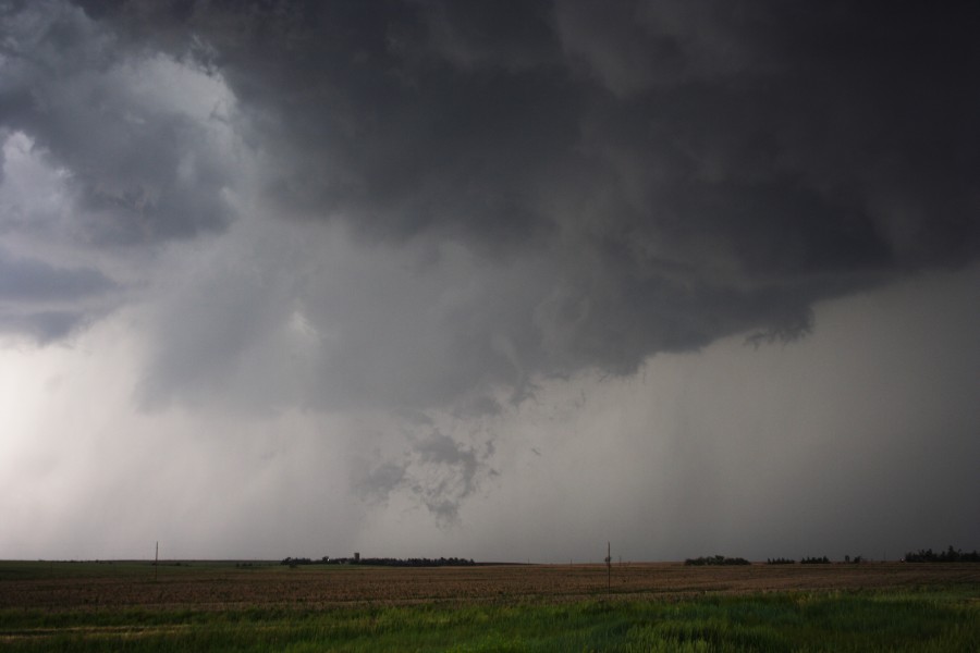 cumulonimbus thunderstorm_base : E of St Peters, Kansas, USA   22 May 2007