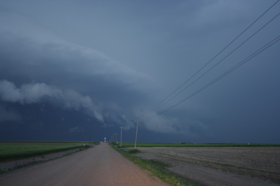 shelfcloud shelf_cloud : N of Ogallah, Kansas, USA   22 May 2007