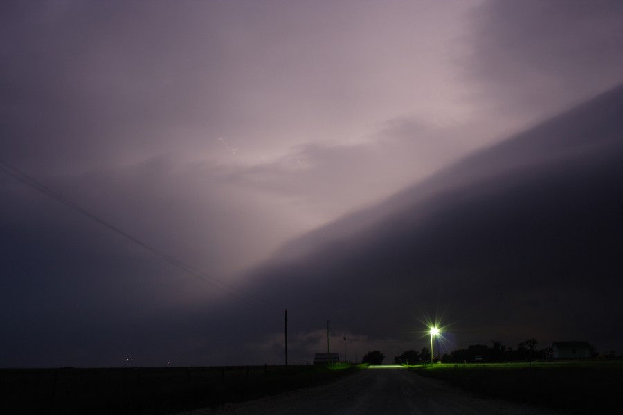 shelfcloud shelf_cloud : near Ellis, Kansas, USA   22 May 2007