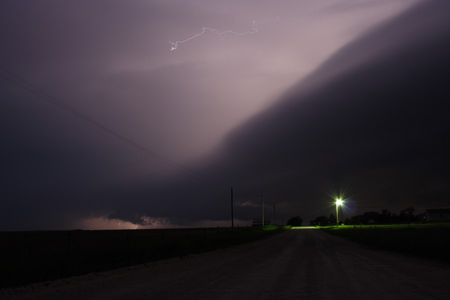 lightning lightning_bolts : near Ellis, Kansas, USA   22 May 2007