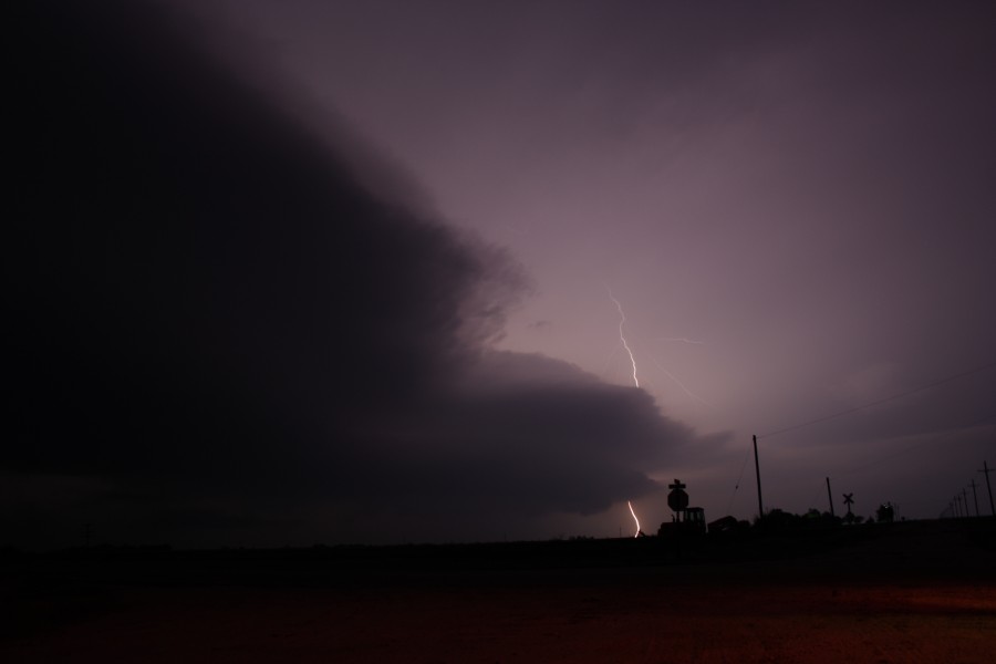 shelfcloud shelf_cloud : W of Russell, Kansas, USA   22 May 2007