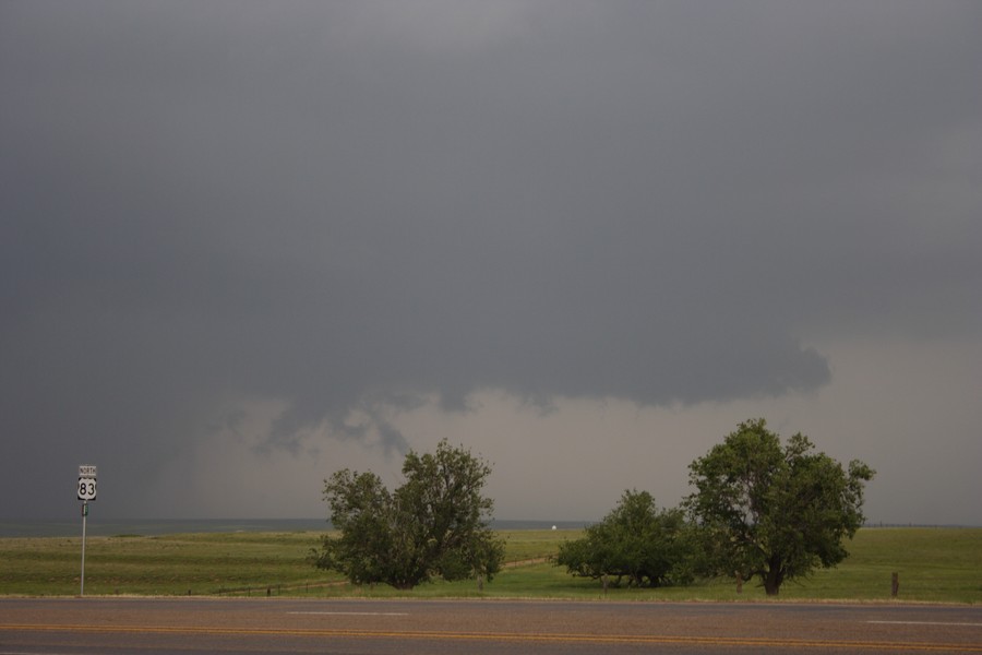 wallcloud thunderstorm_wall_cloud : SE of Perryton, Texas, USA   23 May 2007