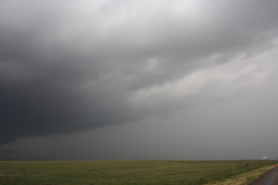 cumulonimbus supercell_thunderstorm : SE of Perryton, Texas, USA   23 May 2007