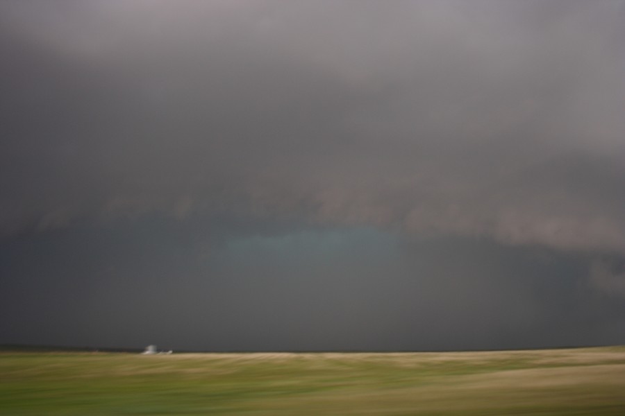 cumulonimbus supercell_thunderstorm : SE of Perryton, Texas, USA   23 May 2007