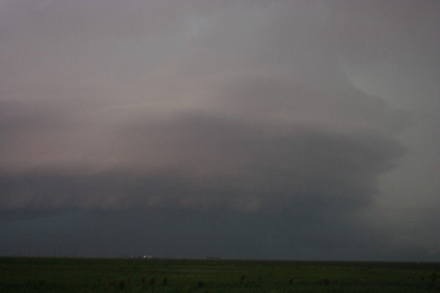 tornadoes funnel_tornado_waterspout : S of Darrouzett, Texas, USA   23 May 2007