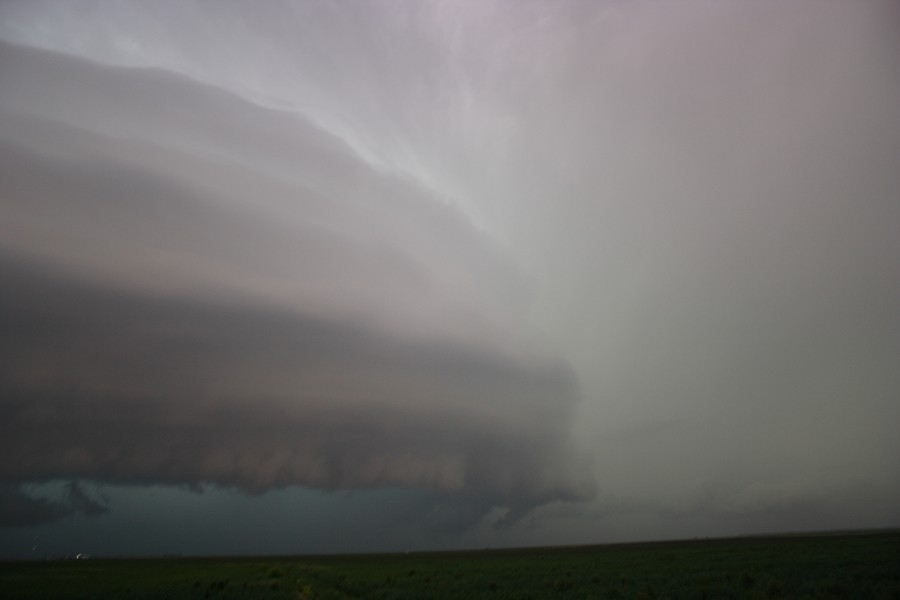 raincascade precipitation_cascade : S of Darrouzett, Texas, USA   23 May 2007