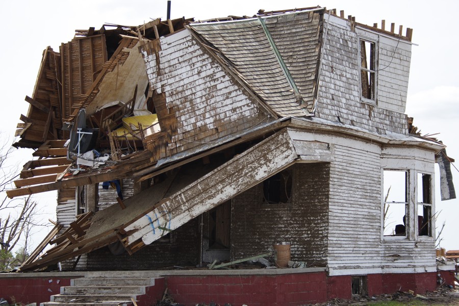 disasters storm_damage : Greensburg, Kansas, USA   25 May 2007