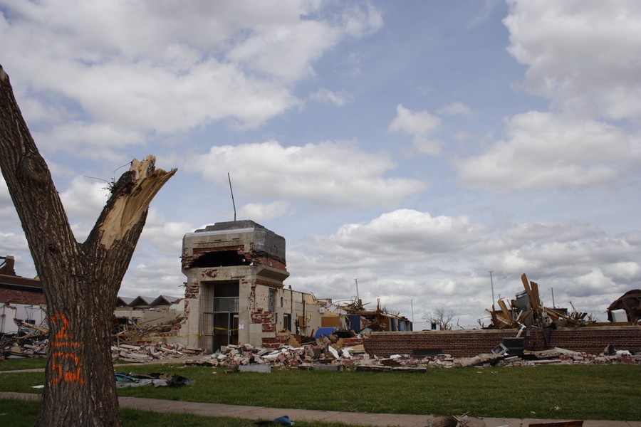 disasters storm_damage : Greensburg, Kansas, USA   25 May 2007