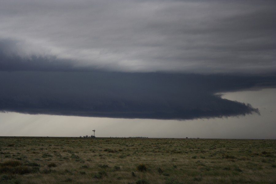 cumulonimbus thunderstorm_base : N of Eads, Colorado, USA   29 May 2007