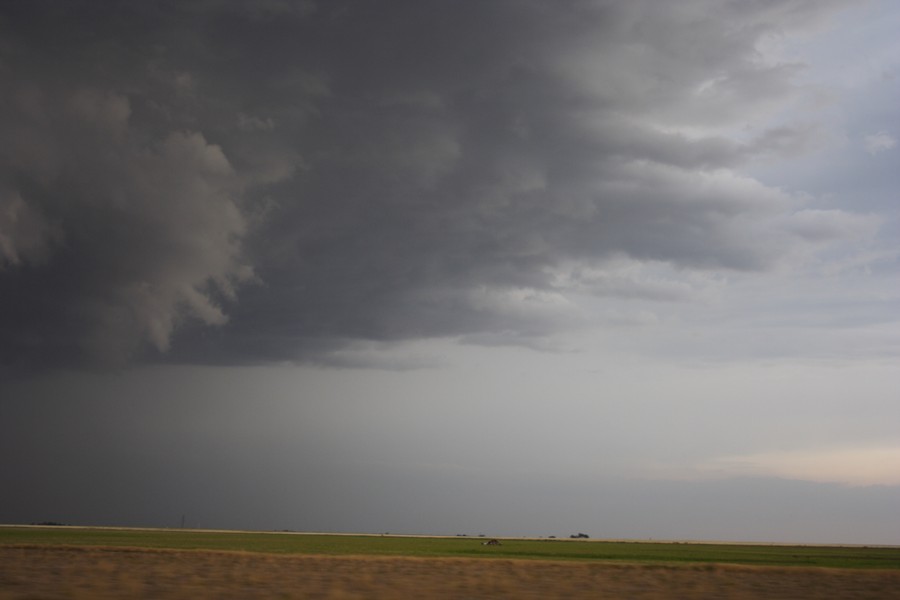 cumulonimbus supercell_thunderstorm : E of Keyes, Oklahoma, USA   31 May 2007