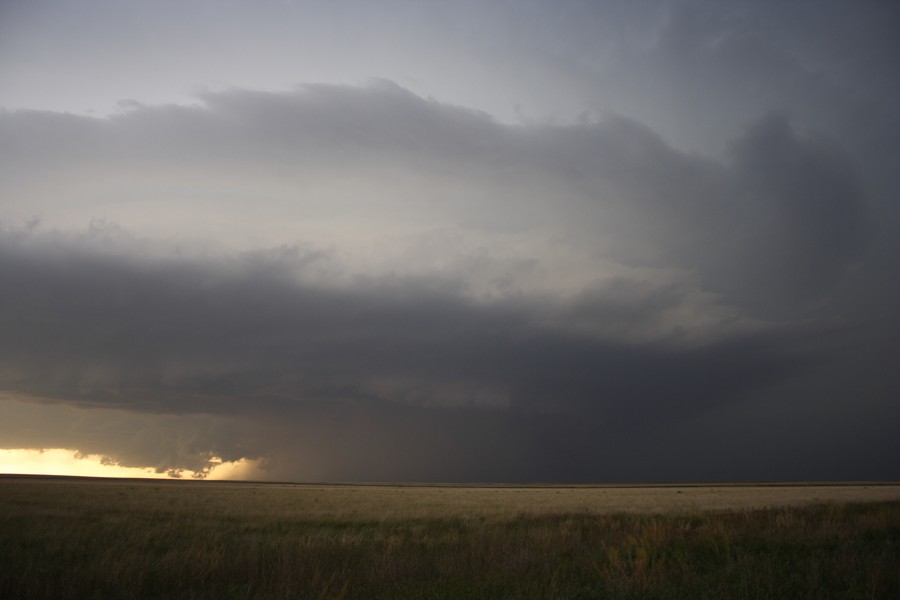 cumulonimbus supercell_thunderstorm : E of Keyes, Oklahoma, USA   31 May 2007