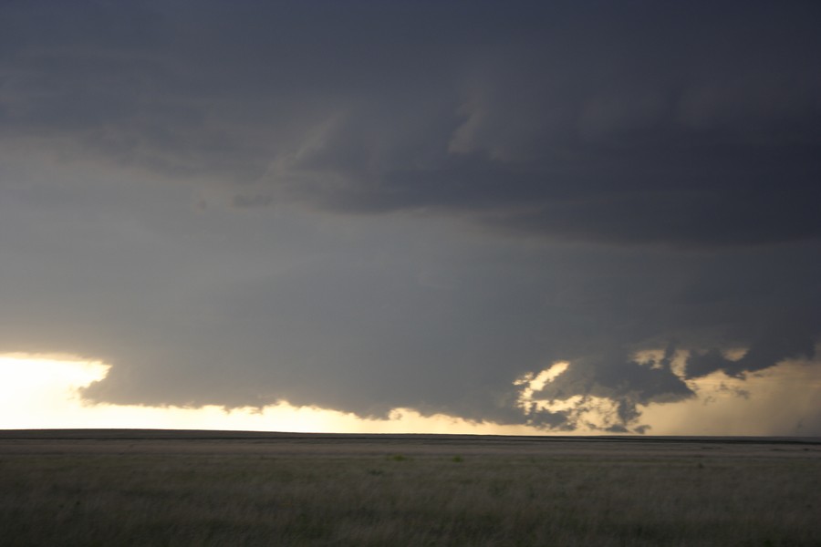 cumulonimbus thunderstorm_base : E of Keyes, Oklahoma, USA   31 May 2007