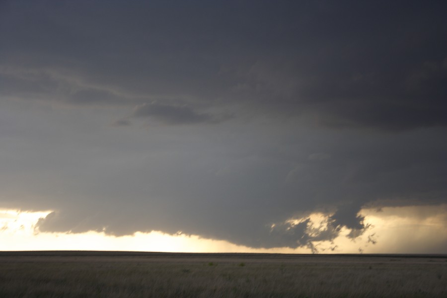 cumulonimbus thunderstorm_base : E of Keyes, Oklahoma, USA   31 May 2007