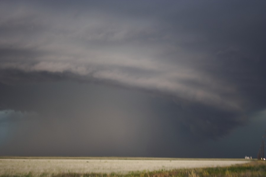 cumulonimbus thunderstorm_base : E of Keyes, Oklahoma, USA   31 May 2007