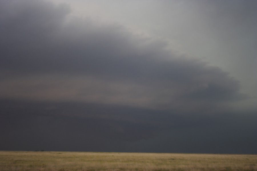 cumulonimbus supercell_thunderstorm : E of Keyes, Oklahoma, USA   31 May 2007