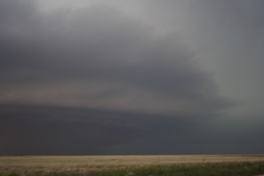 cumulonimbus thunderstorm_base : E of Keyes, Oklahoma, USA   31 May 2007