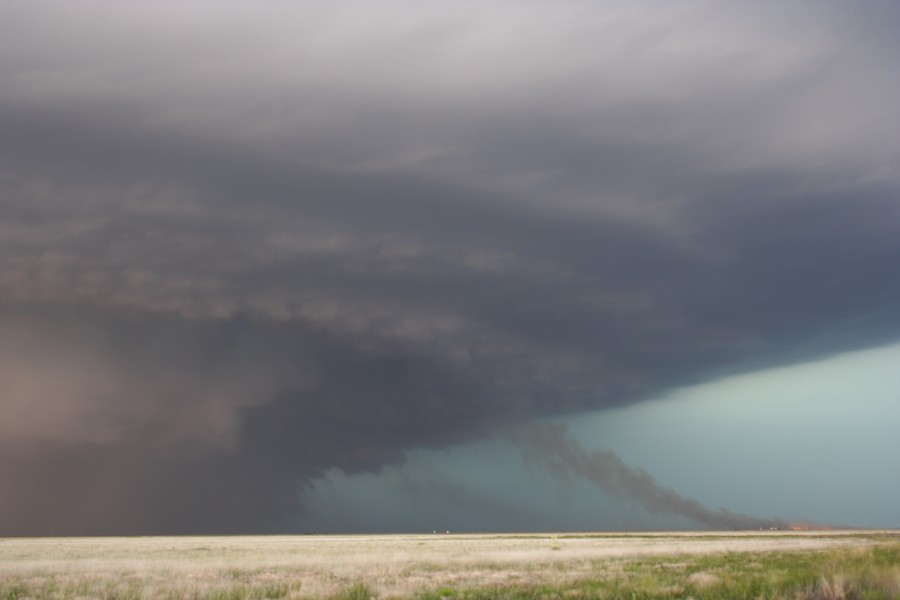 cumulonimbus thunderstorm_base : E of Keyes, Oklahoma, USA   31 May 2007