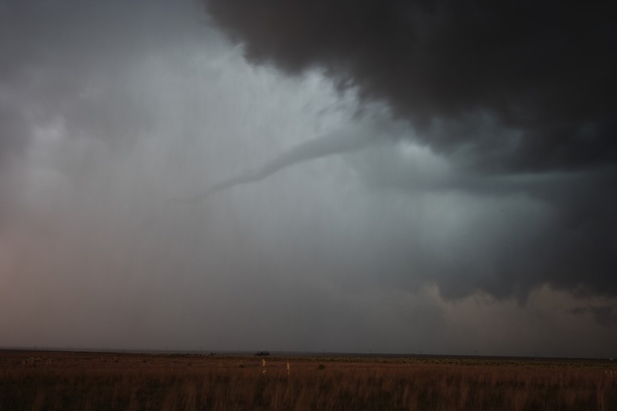 cumulonimbus supercell_thunderstorm : W of Guyman, Oklahoma, USA   31 May 2007