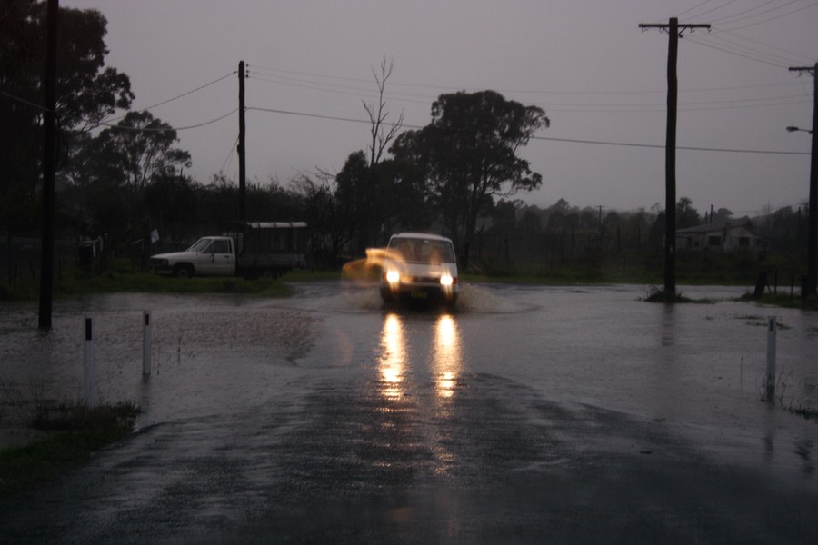 flashflooding flood_pictures : Riverstone, NSW   9 June 2007