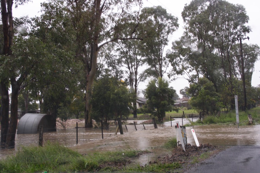 flashflooding flood_pictures : Marsden Park, NSW   9 June 2007