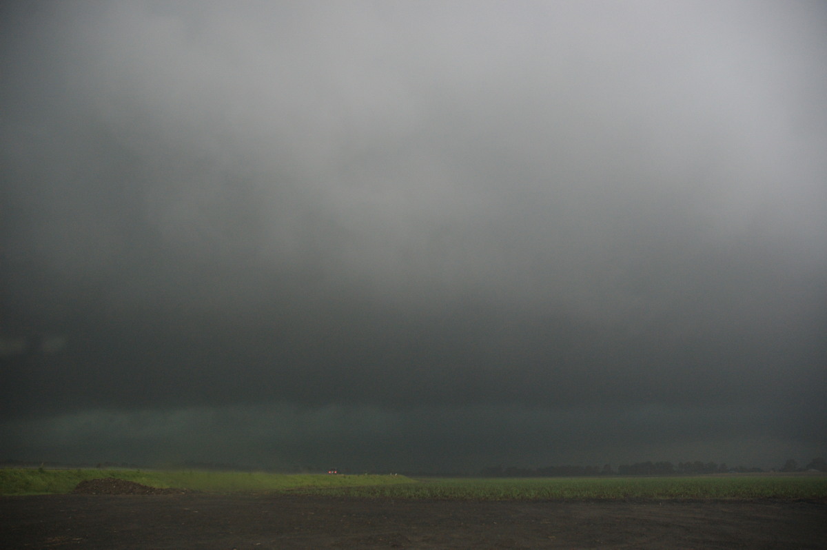 cumulonimbus thunderstorm_base : near Coraki, NSW   8 October 2007