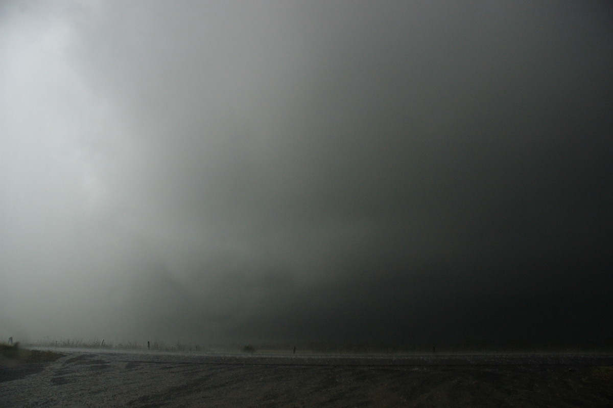 cumulonimbus thunderstorm_base : near Coraki, NSW   8 October 2007