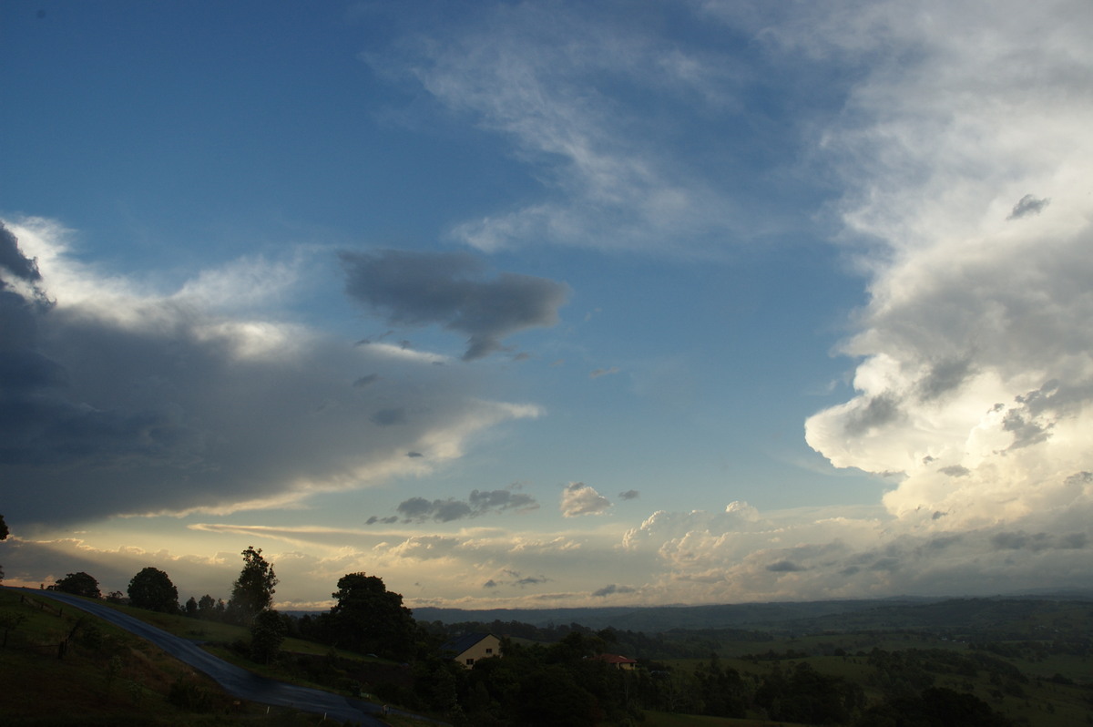 anvil thunderstorm_anvils : McLeans Ridges, NSW   8 October 2007