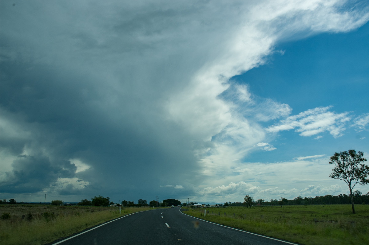 anvil thunderstorm_anvils : McKees Hill, NSW   11 October 2007