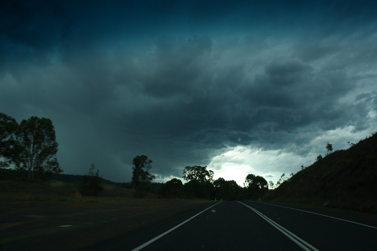 cumulonimbus thunderstorm_base : near Kyogle, NSW   12 October 2007