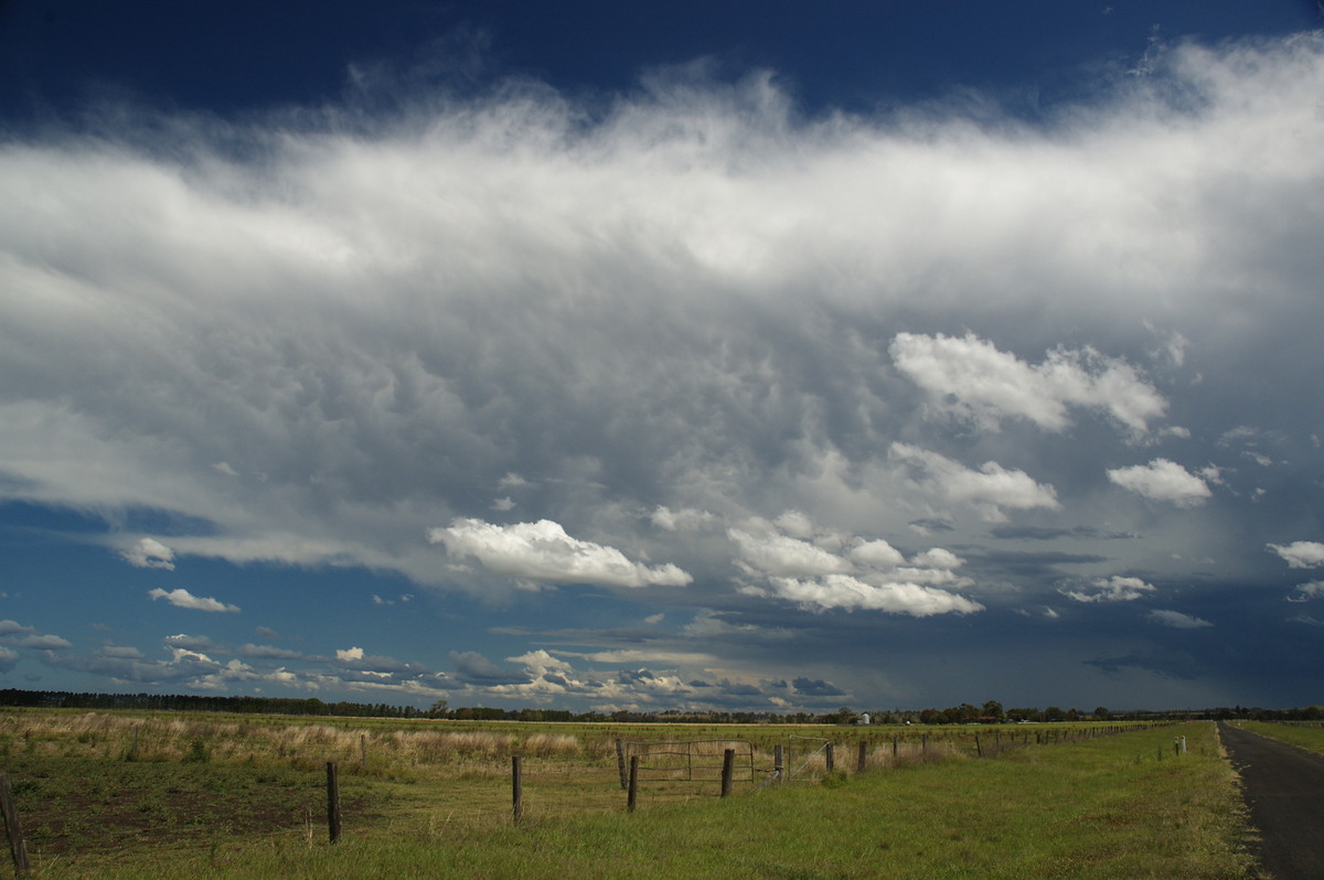 mammatus mammatus_cloud : N of Casino, NSW   26 October 2007