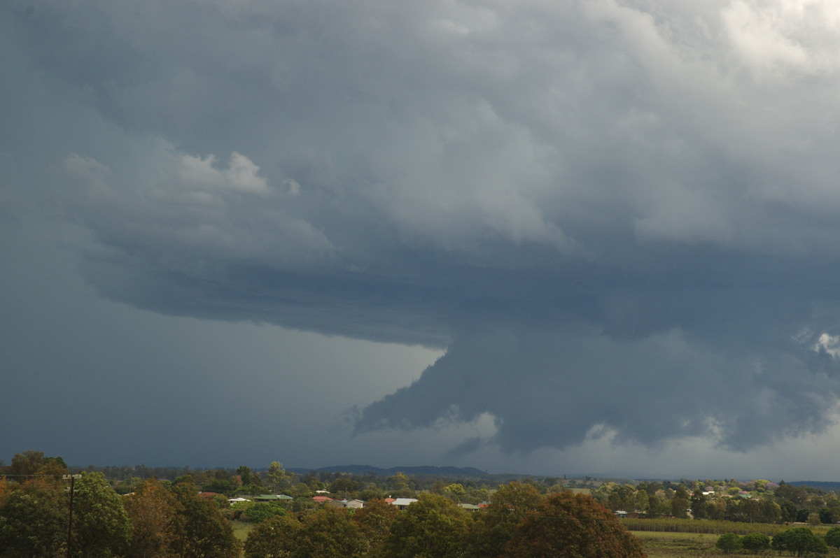 wallcloud thunderstorm_wall_cloud : Casino, NSW   26 October 2007