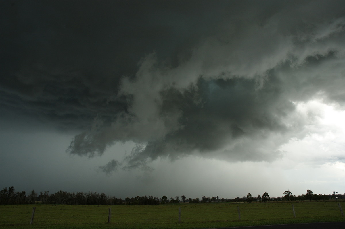 cumulonimbus supercell_thunderstorm : E of Casino, NSW   26 October 2007