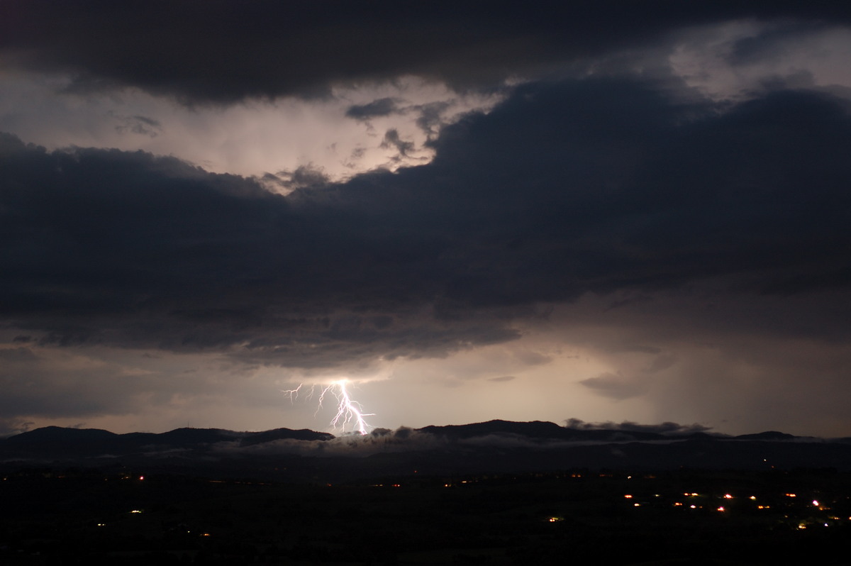 lightning lightning_bolts : McLeans Ridges, NSW   26 October 2007