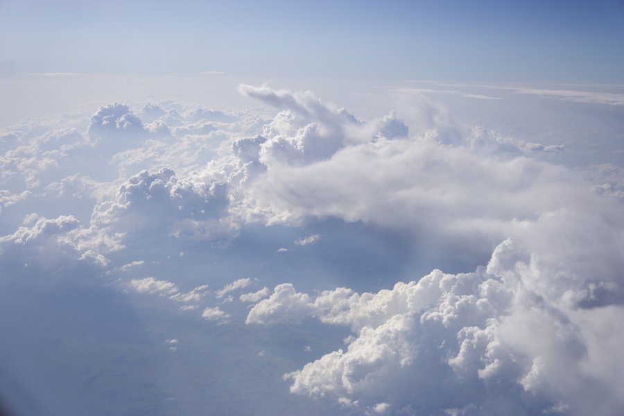 cloudsflying clouds_taken_from_plane : over eastern NSW   29 October 2007