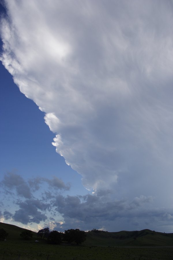 thunderstorm cumulonimbus_incus : near Kyogle, NSW   30 October 2007