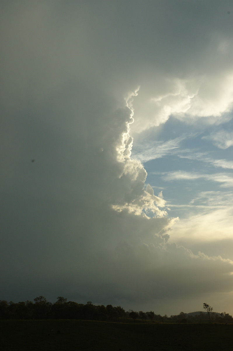 updraft thunderstorm_updrafts : W of Kyogle, NSW   30 October 2007